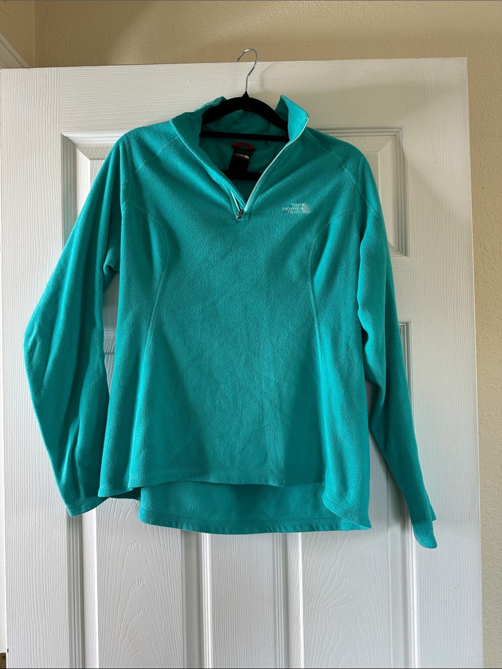 The North Face Women’s Quarter-Zip Fleece Pullover - Teal Blue